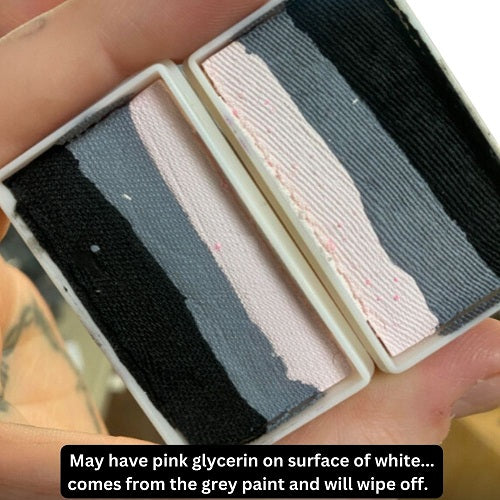Kryvaline Face Paint Split Cake (Regular Line) - Bat Eye 30gr (See Product description about pink tint)