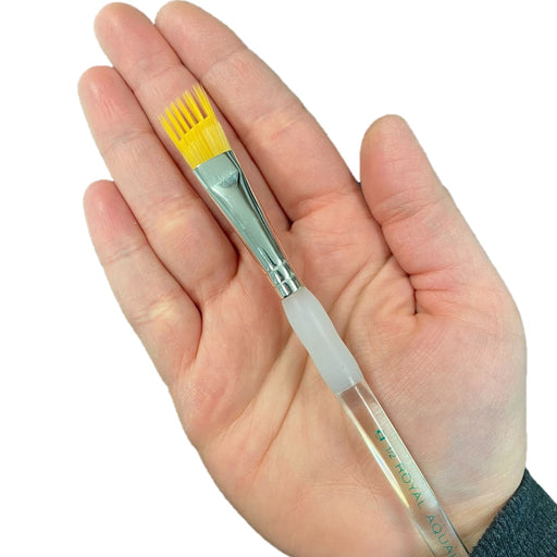 Royal Aqualon Face Painting Brush | ANGLE Wisp  (R2165 - 1/2")